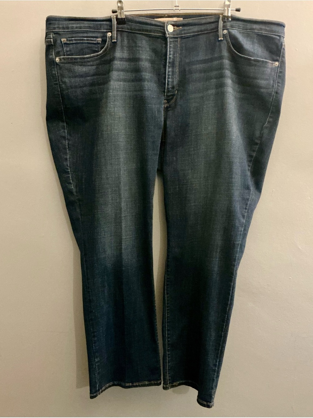 Levi’s 414 Classic Straight Jeans 24W Dark Wash